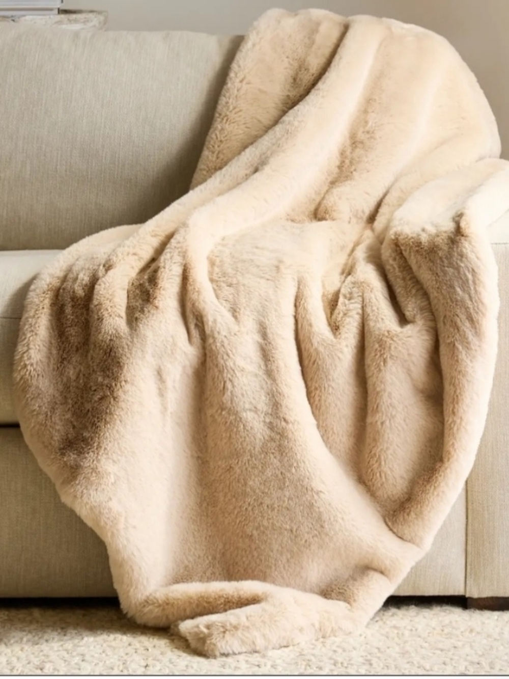 Quince luxury faux fur throw Champagne Cream color